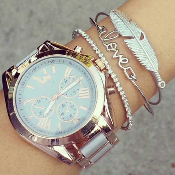 Bracelets ( Bangle Set) - Picture 5 of 5